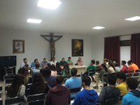 reunion-grupo-joven-1